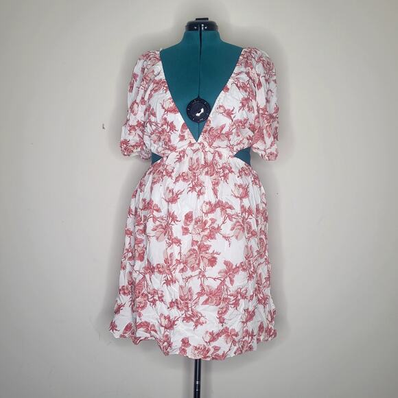 Bardot XXL US 12 AU 16 Eden Red Floral Deep V Neck Cottage Country Sundress NWT - Picture 3 of 12